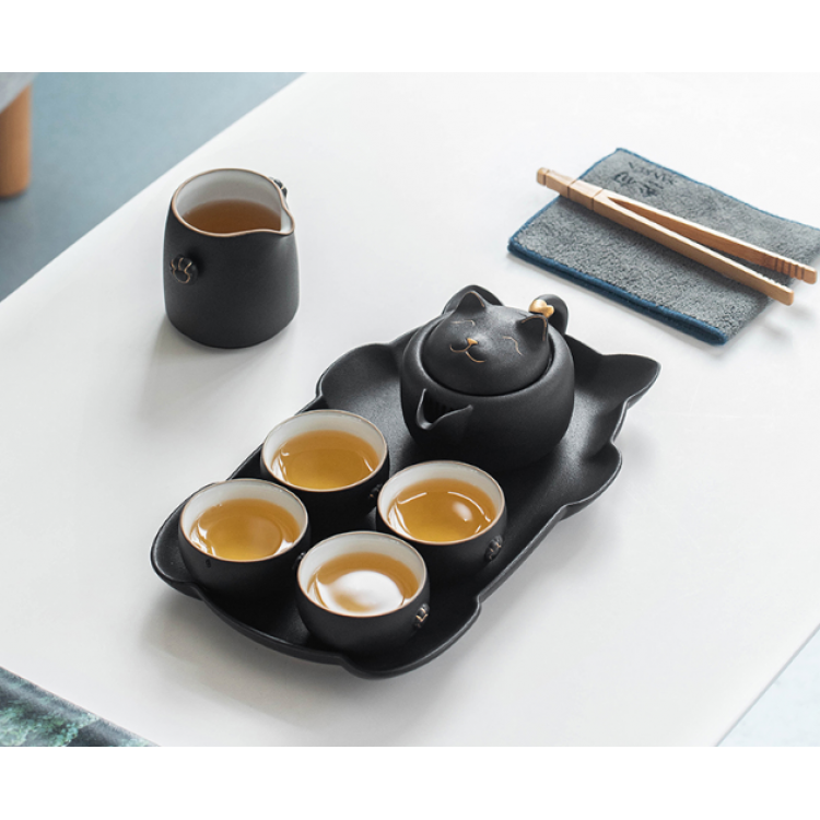 Lucky cat kung-fu tea set